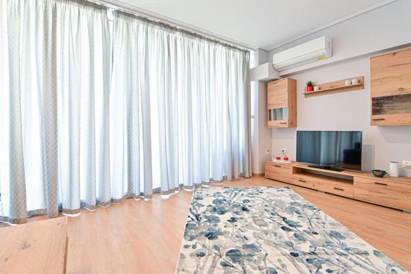 Cozy Apartment Located On Piraeus Port Area- Extérieur photo