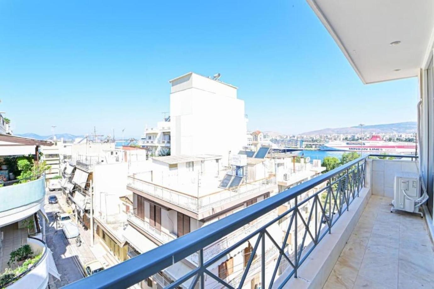 Cozy Apartment Located On Piraeus Port Area- Extérieur photo